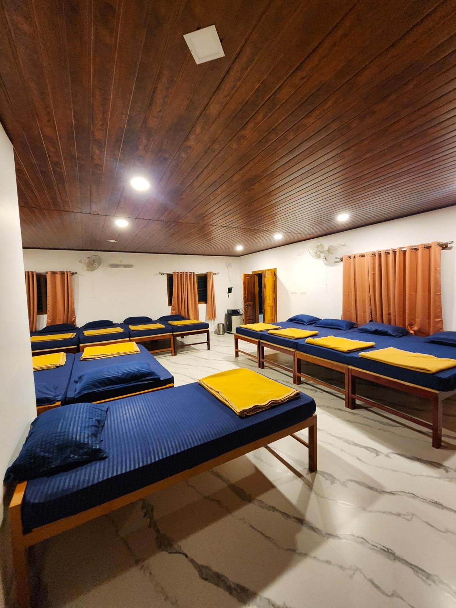 Kurchi Celestial Heights Homestay מראה חיצוני תמונה