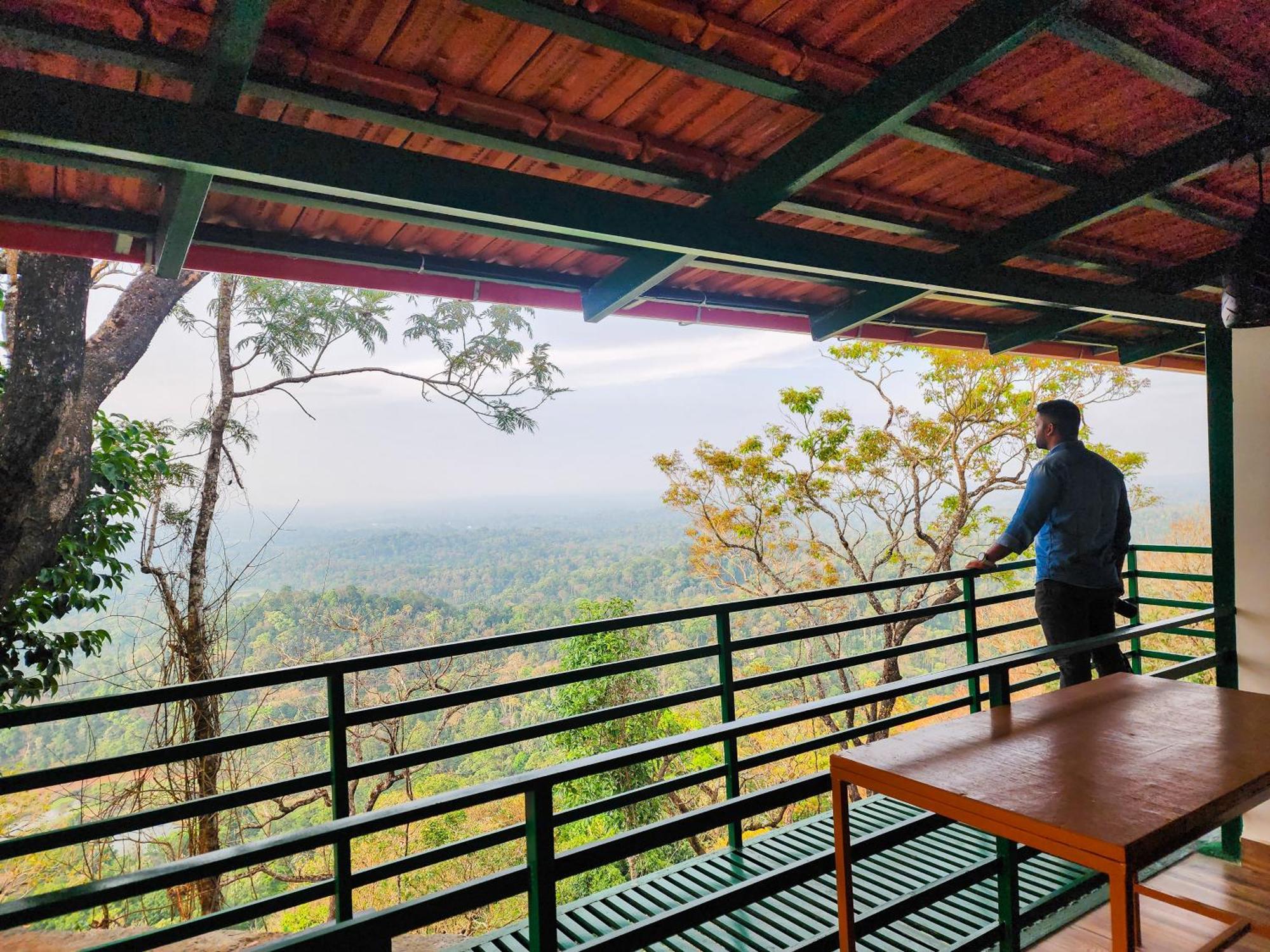 Kurchi Celestial Heights Homestay מראה חיצוני תמונה